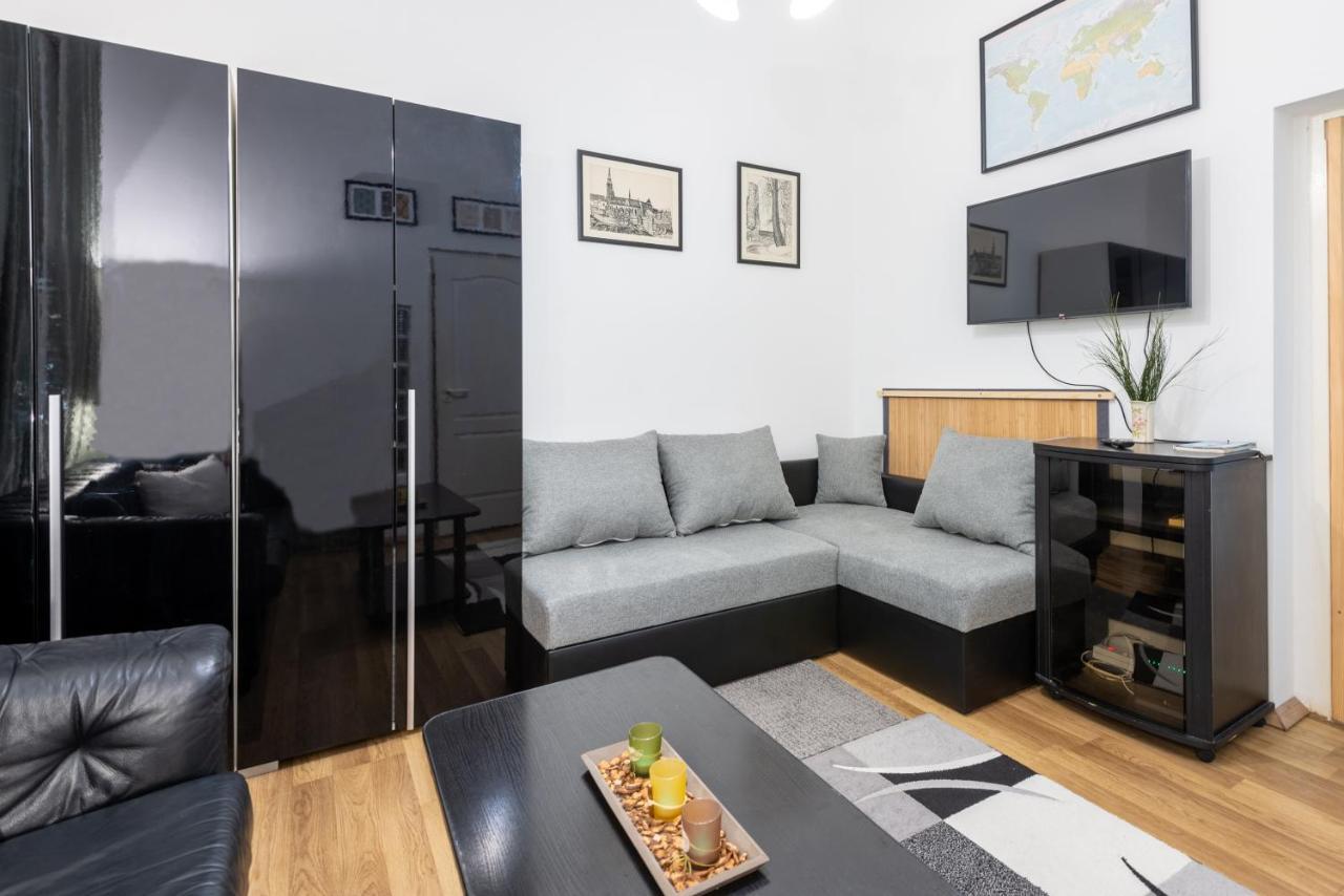 Inside Edge Apartment Budapest Exteriör bild