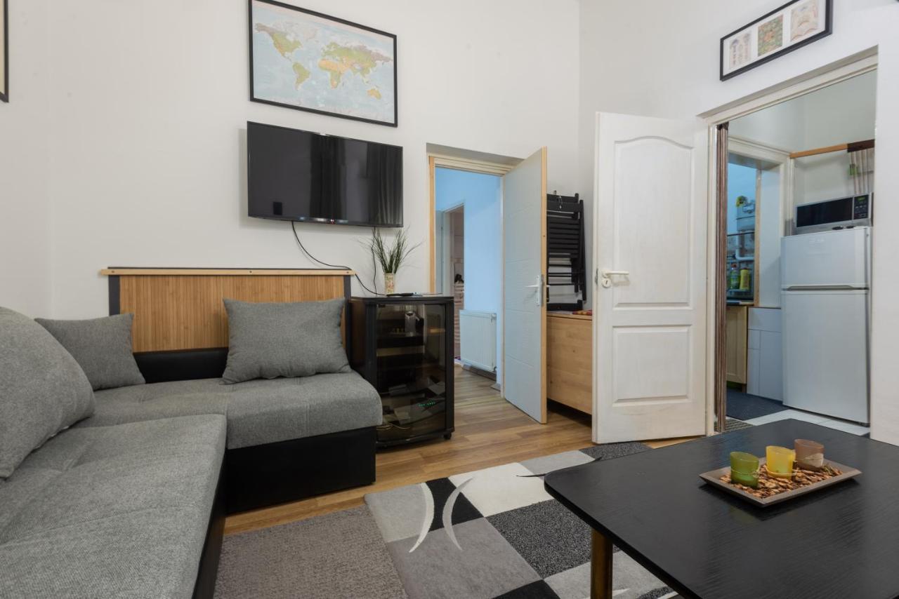 Inside Edge Apartment Budapest Exteriör bild
